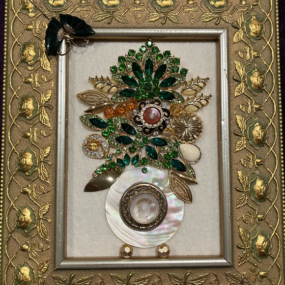 FRAMED JEWELRY ART COLLAGE IN VINTAGE FRAME HANDMADE UNIQUE OOAK GIFT 🎁 IDEA - Picture 12 of 15